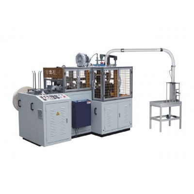 Stroj na jednorazové papierové poháre